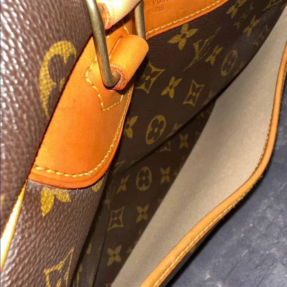Louis Vuitton Monogram Deauville Handbag